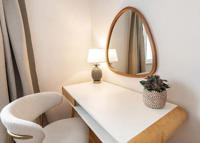 Airhome - Tower Appartamento Reval