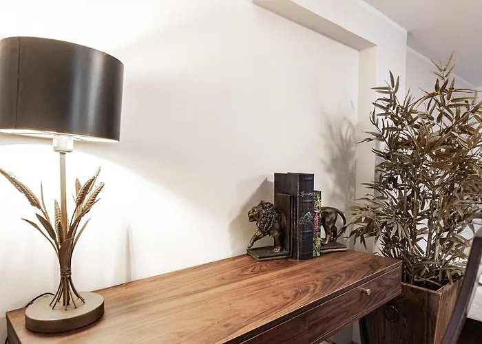 Airhome - Tower Appartamento Reval